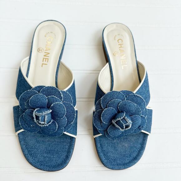 Chanel Blue Denim Camellia Flower Slip On Sandals Womens 37 - Picture 8 of 8